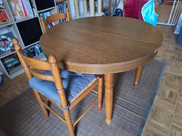 table avec chaises