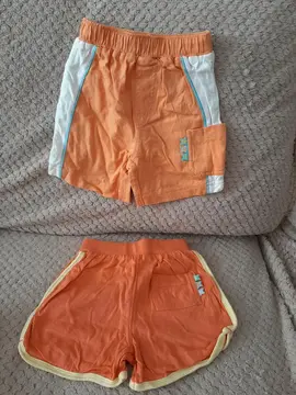 2 shorts bébé