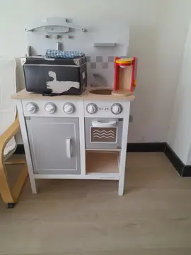 petite cuisine en bois