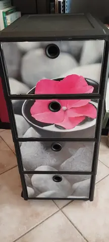 Petit meuble de rangement d'appoint