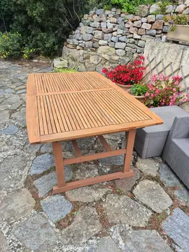 Table extérieur bois
