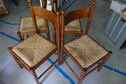 4 chaises paillées