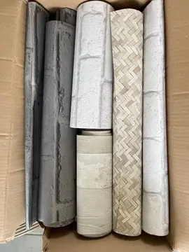 chutes papier peint