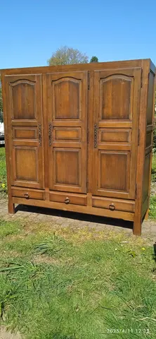 armoire en chêne