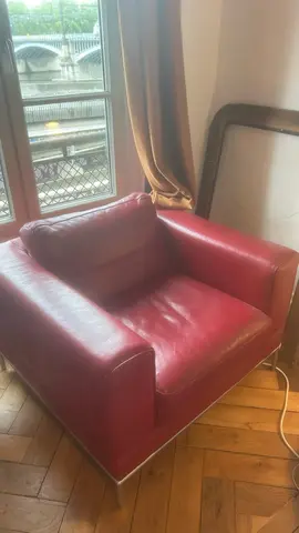 fauteuil cuir rouge