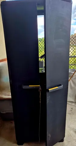 armoire extérieur
