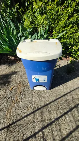 POUBELLE