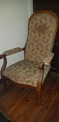 fauteuil voltaire avec tissu a refaire