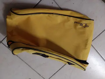 pochette taille a4