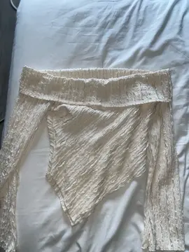 Vêtements taille S pour femme de petite stature + 2 sacs