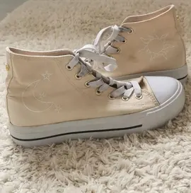 BASKETS BEIGE 🌙