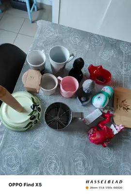 tasses et divers