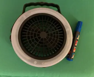 Petit ventilateur lumineux à piles
