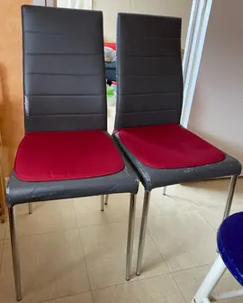 2 chaises But qui peuvent encore dépanner