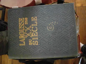 encyclopédie LAROUSSE en 6 volumes