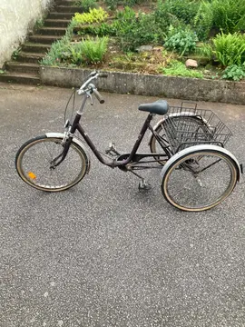 Tricycle