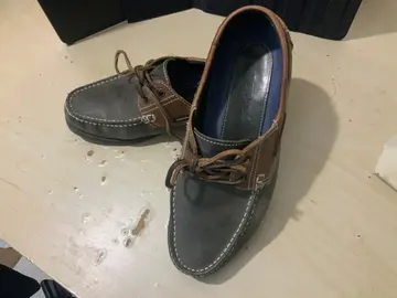Chaussures - P 42