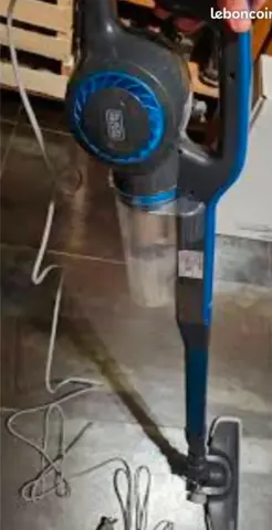 aspirateur filaire black et Decker