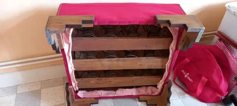 pouf carré rouge
