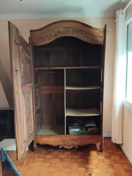 Armoire