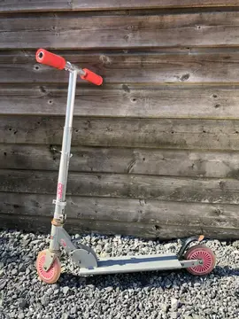 Trotinette enfant ajustable