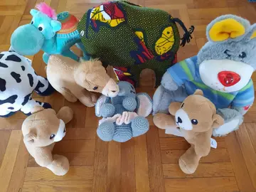 Lot de peluches enfant