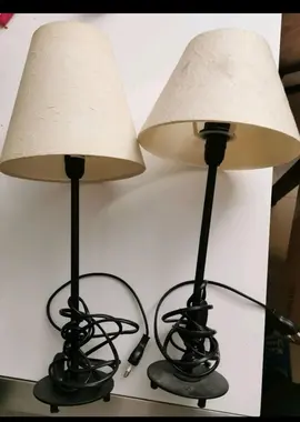 Lot 2 lampes en métal noir