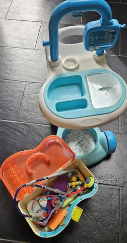 Chariot + Malette Médecin pour Enfant