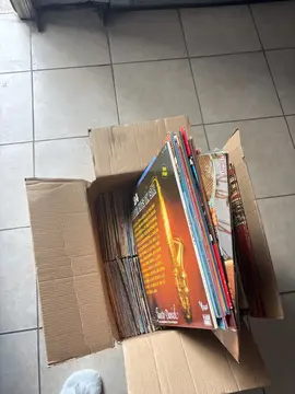 lit de disques 33 et 45 tours