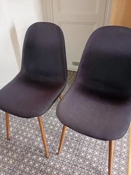2 chaises tissus