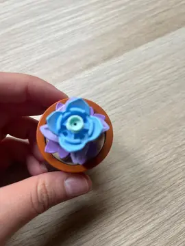 Fleur bleu en Lego