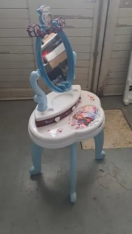 coiffeuse reine des neiges