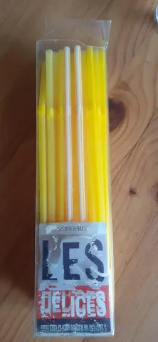 pailles en plastique