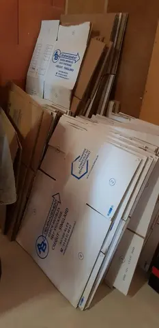 DONNE CARTONS DE DÉMÉNAGEMENT