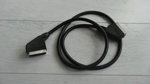 Cable péritel