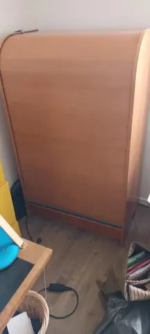 Meuble de bureau à rideau