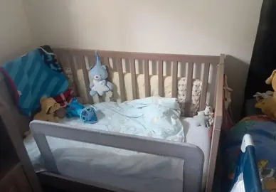 lit bébé & commode