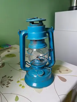 Lampe à pétrole je pense