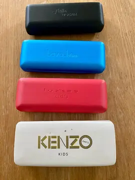 lot boîtes lunettes