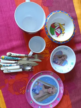 Lot vaisselle enfant