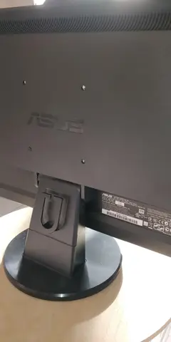 écran 22" Asus
