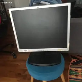Écran d'ordinateur hp l1940T avec câble