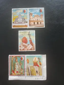 Timbres / Paraguay -- "Vatican"