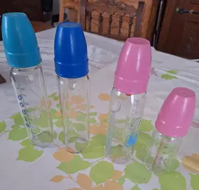 Biberons x 4 en verre
