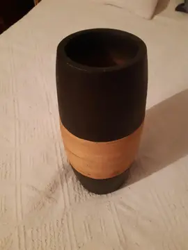 Vase noir