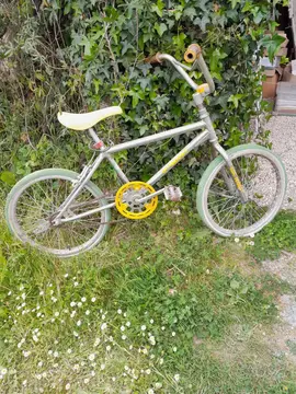 Vélo vieux BMX