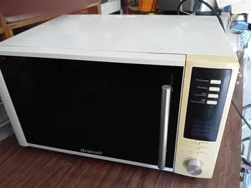 Grand Micro-ondes