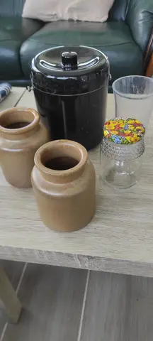 POTS DIVERS