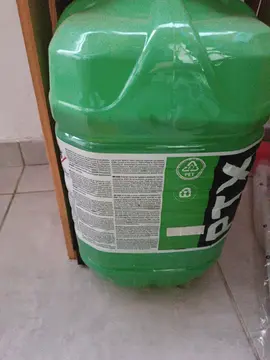 poêle à pétrole + bidon