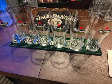 Lot de 6 pintes (0.50cl) Heineken